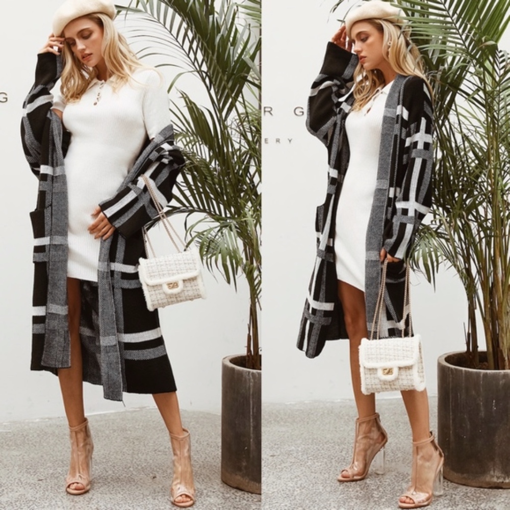 SUPER CHIC Plaid Jacket    - Picture 3 of 3